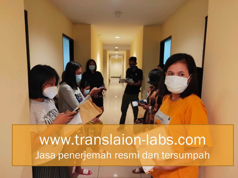 Melatih Calon Penerjemah di Lembaga Jasa Penerjemah